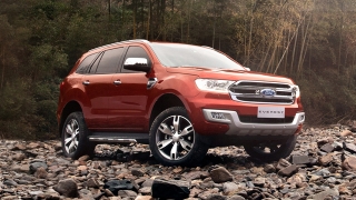 Ford Everest Titanium 3.2L 4x4 AT