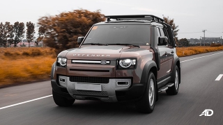 Land Rover Defender 110 Primary
