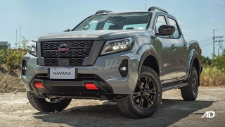 Nissan Navara PRO-4X front quarter