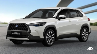 Toyota Corolla Cross 1.8 V hybrid Platinum White Pearl Mica