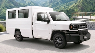 Toyota Tamaraw 2.4 GL Utility Van DSL AT