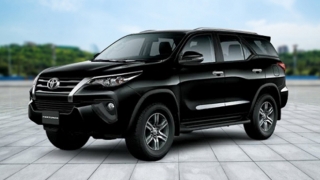 2019 Toyota Fortuner black SUV exterior Philippines