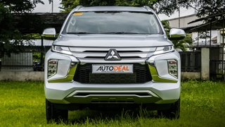 2020 Mitsubishi Montero Sport Front Exterior