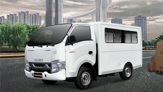 2021 Isuzu Traviz L Utility Van exterior quarter front Philippines