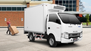 2022 Isuzu Traviz L Refrigerated Van exterior front quarter Philippines