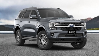 2023 Ford Everest exterior front quarter gray Philippines