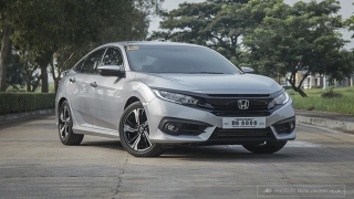 2017 Honda Civic front Philippines