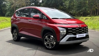 Hyundai Stargazer exterior quarter front Philippines