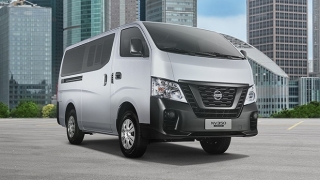 Nissan Urvan Standard exterior front quarter Philippines