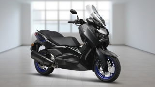 Yamaha XMAX exterior quarter front Philippines