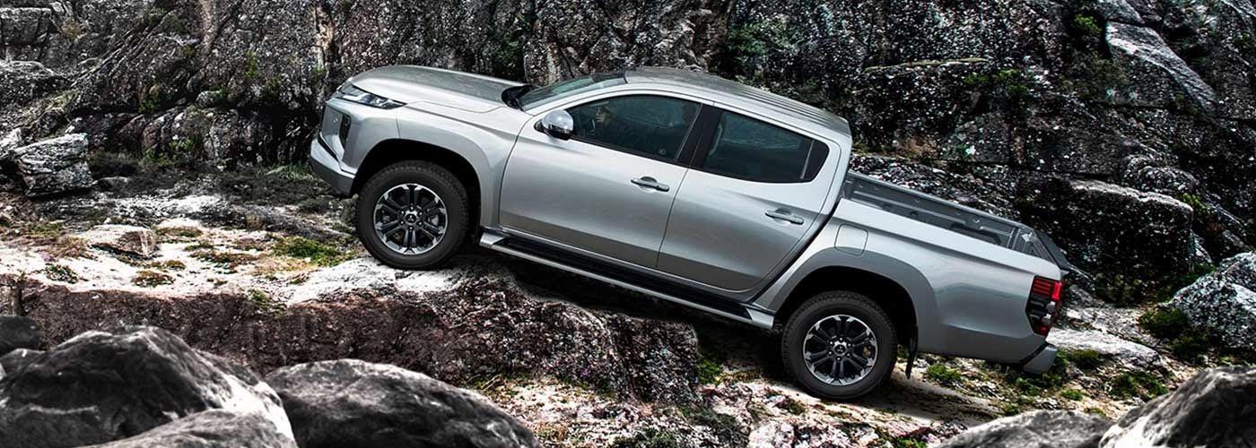 mitsubishi strada review road test front quarter exterior philippines
