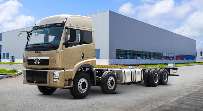 FAW J5P Cargo Truck 12 Wheeler