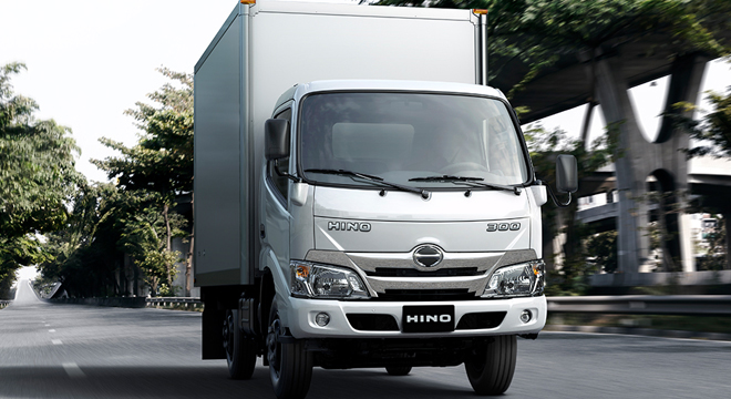 Hino 300 Series 814i