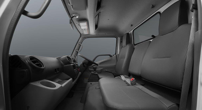 Hino 300 Series XZU342LC Interior Cabin