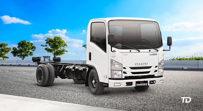 Isuzu NMR85 HS Smoother