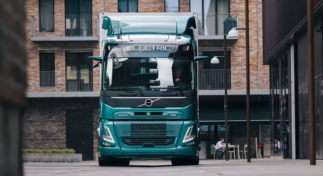 Volvo FMX EV Rigid truck