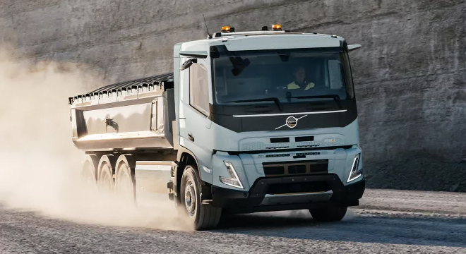 Volvo FMX EV Tractor Truck
