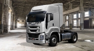Isuzu E-Series EXR QL Tractor Head 6 Wheeler