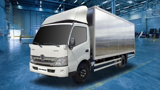 Hino 300 Series 916