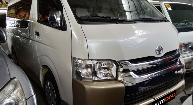 toyota hiace 2.8 gl grandia mt