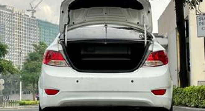 2013 Hyundai Accent 1.4L AT Gasoline
