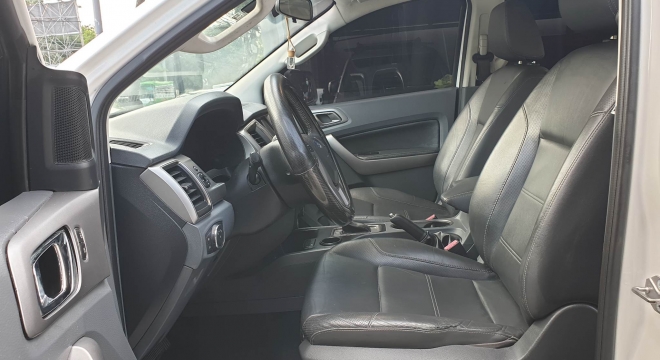 2017 Ford Everest 2.2L Trend 4x2 AT Diesel
