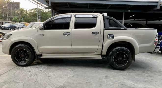 2013 Toyota Hilux G (4X4) AT