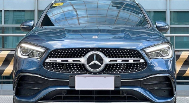 2023 Mercedes-Benz GLA 200 AMG Line AT