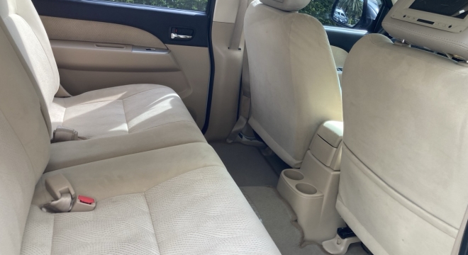 2011 Ford Everest 2.5L 4x2 AT