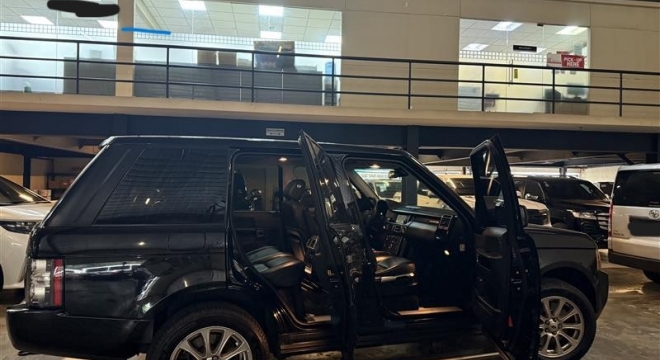 2011 Land Rover Range Rover HSE