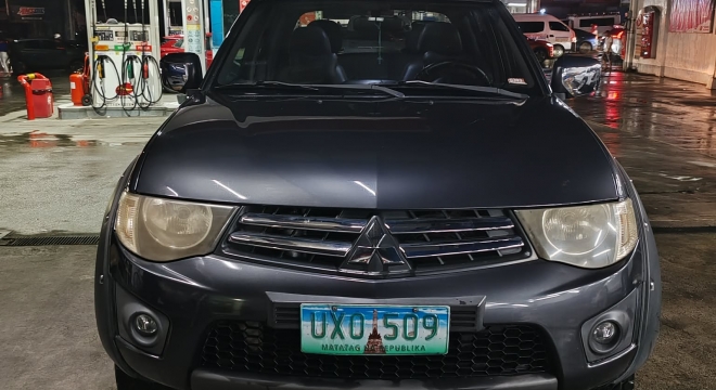 2013 Mitsubishi Strada GLX V AT Diesel