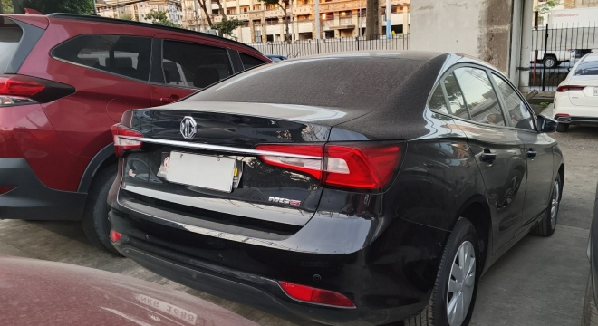 2025 MG 5 1.5 Core CVT