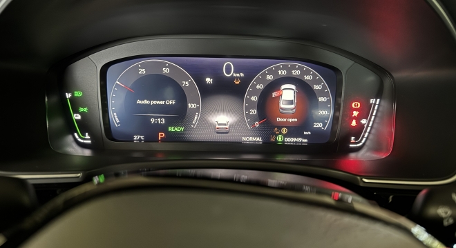 2025 Honda Civic RS e: HEV E-CVT Honda SENSING