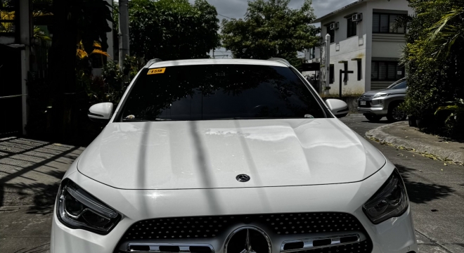 2020 Mercedes-Benz GLA 200 AMG Line