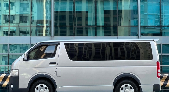 2019 Toyota Hiace 3.0 Commuter MT