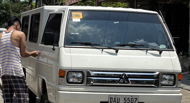2021 Mitsubishi L300 MT