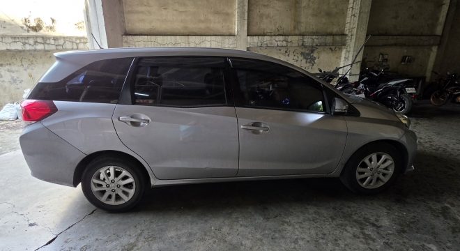 2016 Honda Mobilio V 1.5 AT Gasoline