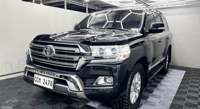 2016 Toyota Land Cruiser LC200 4.5 V8 4x4 A/T DIESEL