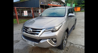 2017 Toyota Fortuner V (4X2) AT Diesel