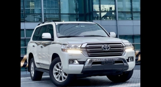 2017 Toyota Land Cruiser LC200 V8 AT DSL
