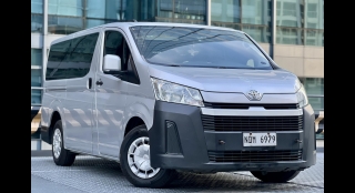 2020 Toyota Hiace 2.8 Commuter Deluxe MT