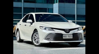 2020 Toyota Camry 2.5 V A/T